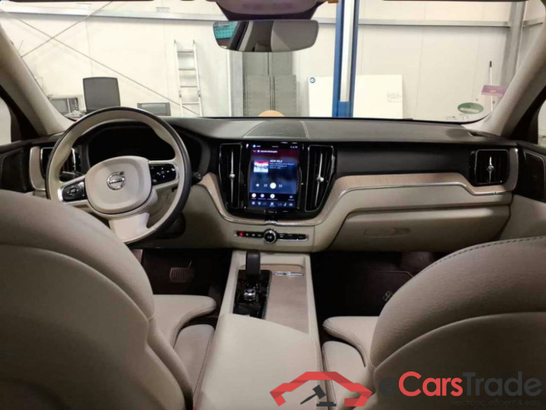 Volvo XC60 (03.2017->) DE - SUV5 T6 Twin Engine AWD PHEV EU6d, R Design, (Facelift) 2021 - 2022 #2
