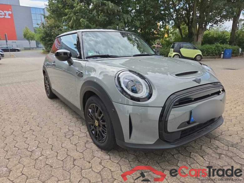 MINI Mini 3-trg. (F56)(2013->) DE - LimS3 SE, Cooper SE Classic Trim, (Facelift 2) 2021 - 2024 #1