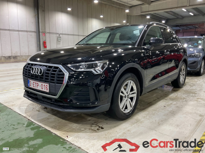 AUDI Q3 1.5 35 TFSI S TRONIC BUS. ED. ATTRACTION