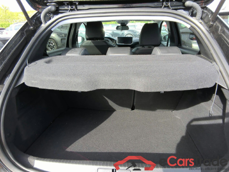 Peugeot 208 Allure 1.2 PureTech 100 S&S BVM6 #6