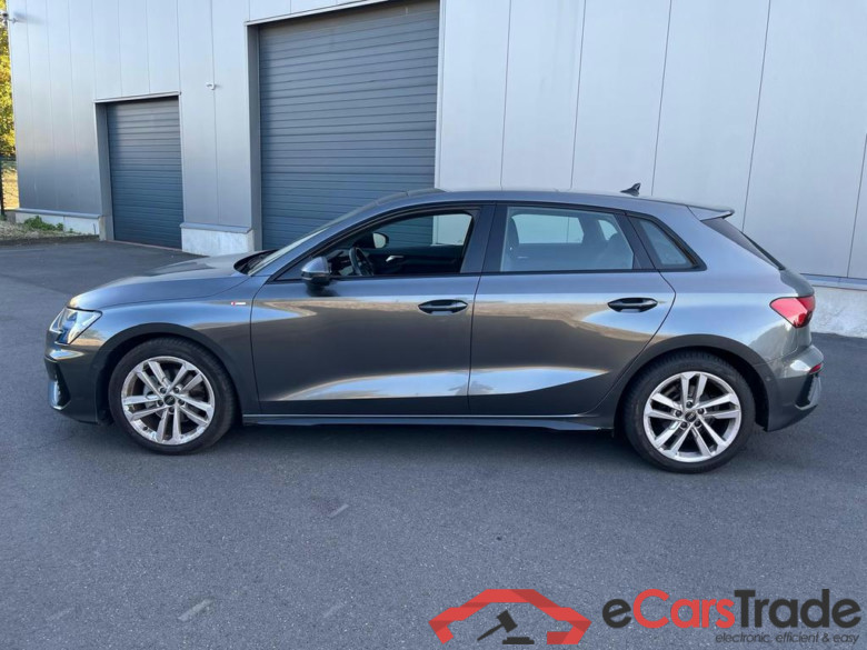 AUDI A3 Sportback S line 30 TFSI  81(110) kW(ch) 6 vitesses #3
