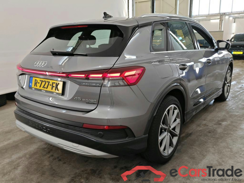 Audi Q4 e-tron 45 e-tron quattro Advanced Ed 5d #2