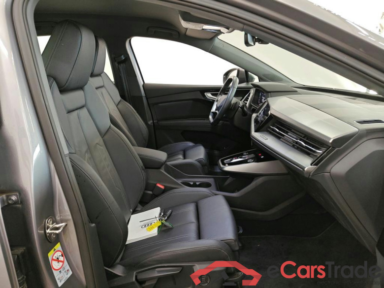 Audi Q4 e-tron 45 e-tron quattro Advanced Ed 5d #3