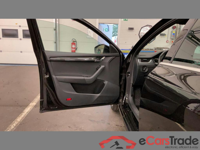 SKODA Octavia Combi SW 1.5 TSI ACT Style DSG (EU6.2) #6