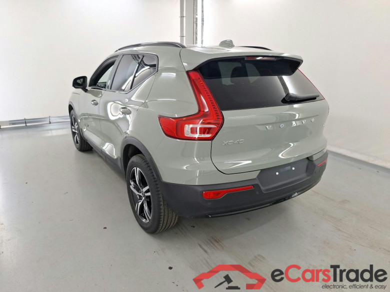VOLVO XC40 1.5 T2 PLUS DARK DESIGN AUTO #3