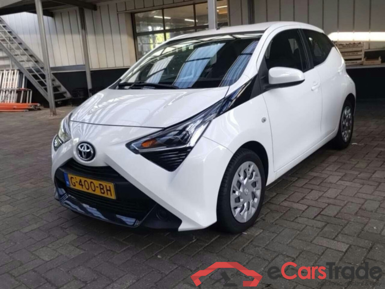 TOYOTA Aygo 1.0 VVT-i x-play limited #1