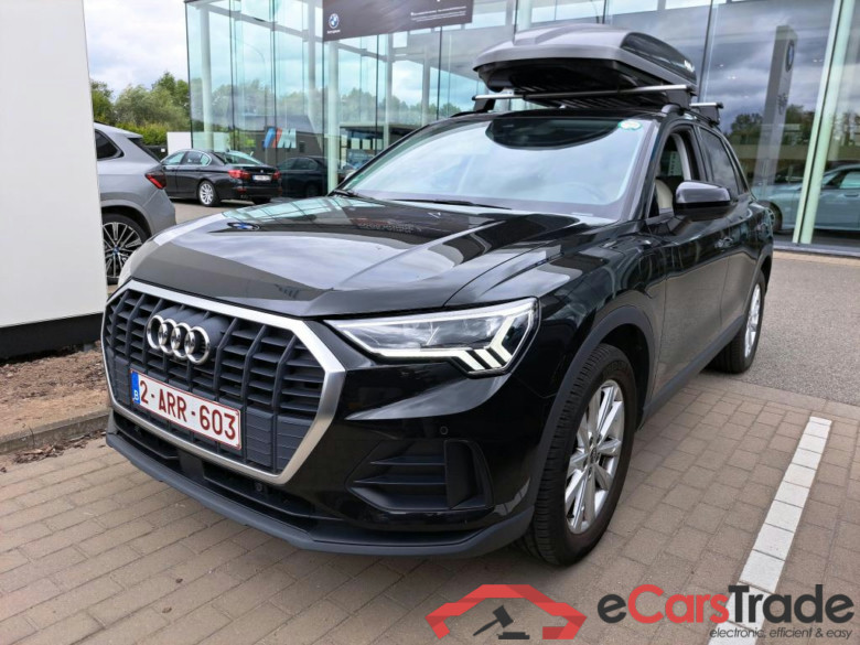 AUDI - AUD Q3 45 TFSI e 245PK S-Tronic Pack Platinum With Heated Seats & LED & APS Front & Rear & Surround Cameras & Pano Roof  * HYBRID * #1