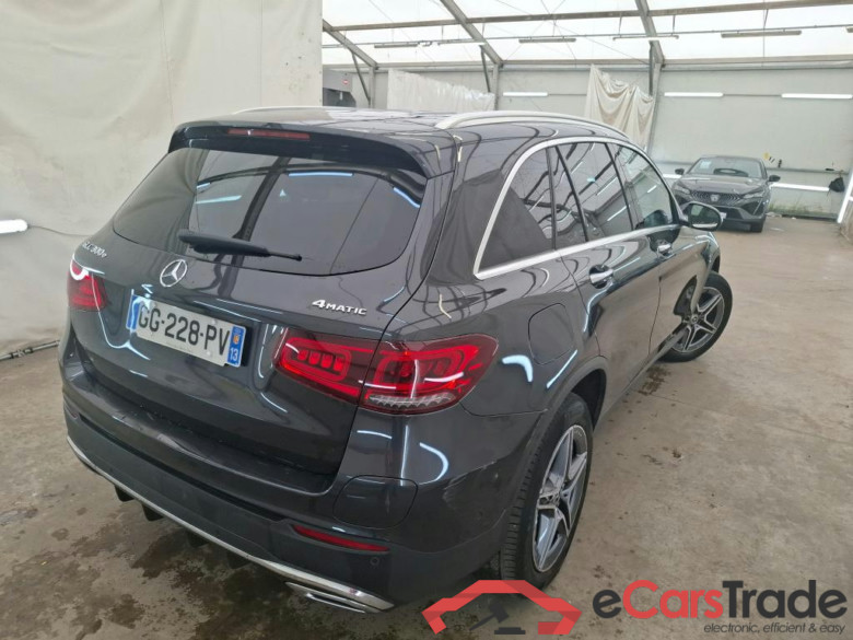 MERCEDES-BENZ GLC / 2019 / 5P / SUV 2.0 GLC 300 E AMG LINE 4MATIC #6