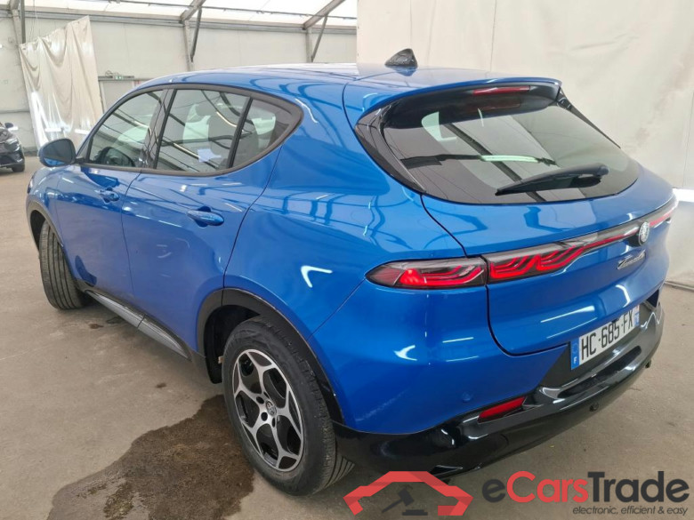 ALFA ROMEO Tonale / 2022 / 5P / SUV 1.5T Hybrid 130 TCT7 Sprint #2