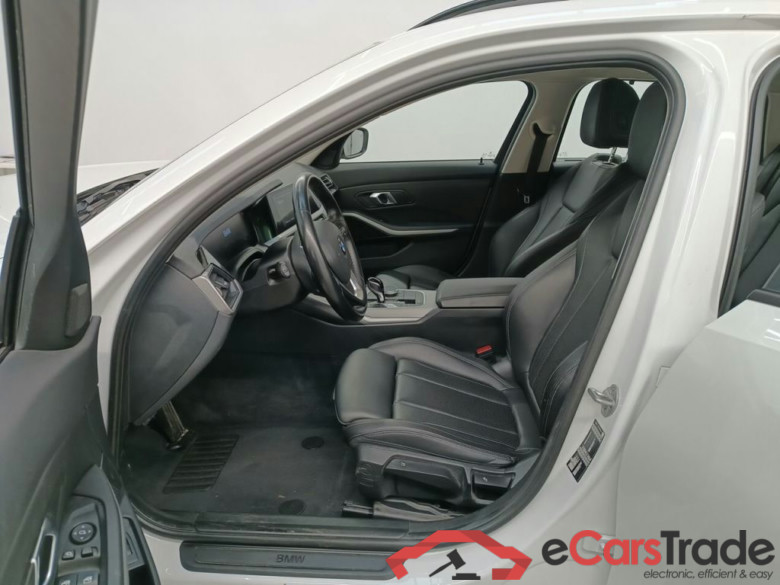 BMW 3 Reeks Touring 318dA (100 kW) 5d #3