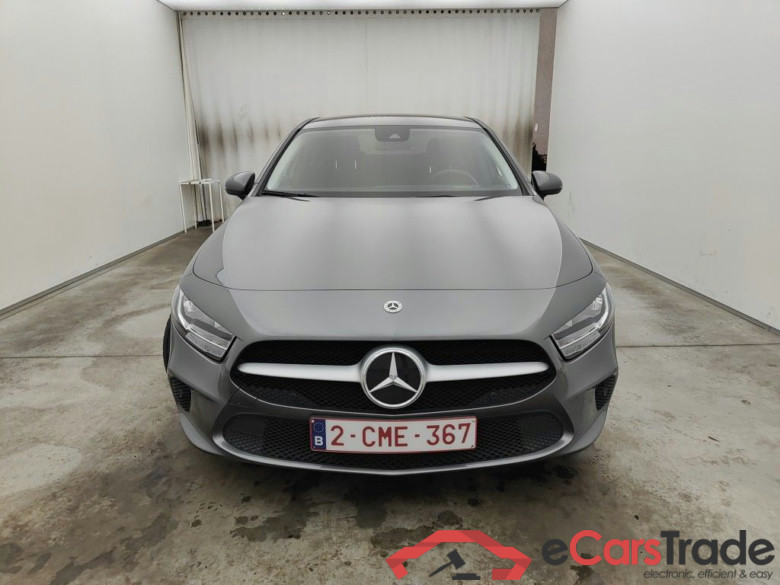 Mercedes-Benz A-Klasse Limousine A 180d Business Solution Essential Aut. 4d #5