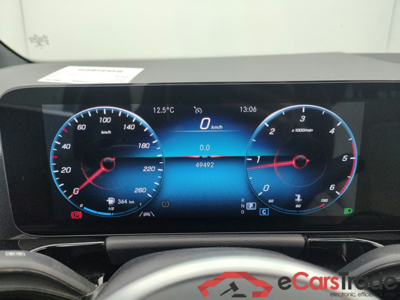 Mercedes-Benz GLA GLA 200 d Business Solution 5d #6