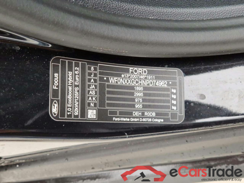 FORD FOCUS 1.0 EBH Titanium #4