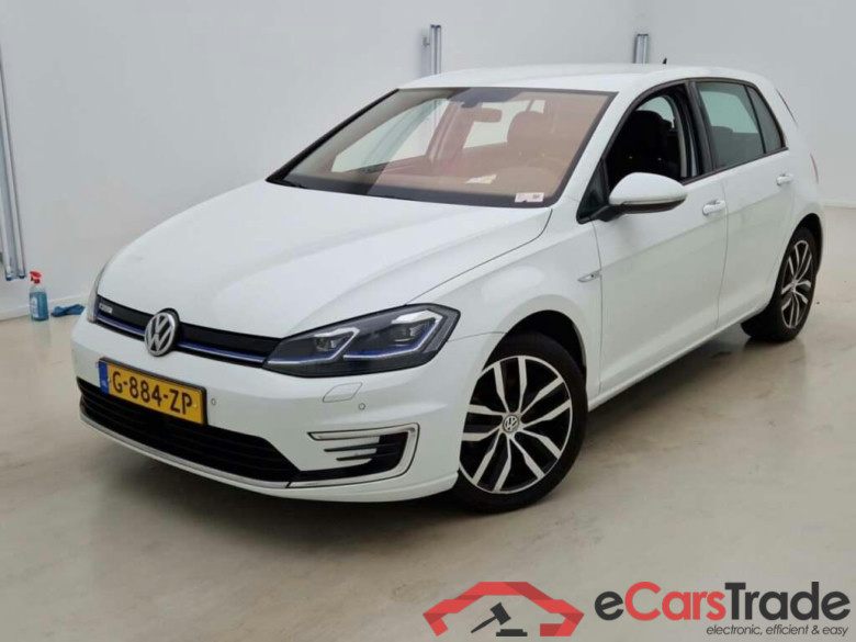 VOLKSWAGEN e-Golf e-Golf