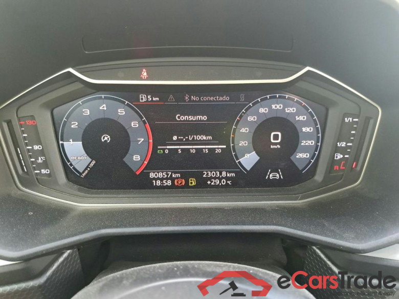 AUDI A1 / 2018 / 5P / berlina con portón Sportback Adrenalin 25 TFSI 70kW (95CV)(SP)(SL) #4