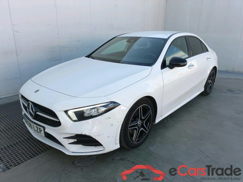 MERCEDES-BENZ Clase A / 2018 / 4P / sedán Sedán A 180 d