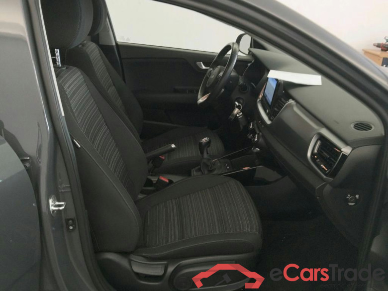 KIA Stonic / 2017 / 5P / todoterreno 1.0 T-GDi 74kW (100CV) MHEV iMT Drive #6