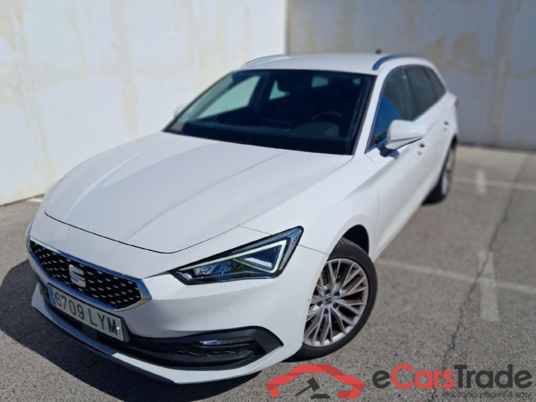 SEAT Nuevo León / 2020 / 5P / familiar SP 1.5 eTSI 110kW DSG S&S Xcellence Go L #1