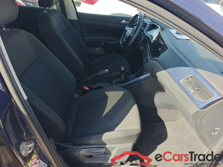 VOLKSWAGEN Polo / 2017 / 5P / berlina con portón United 1.0 TSI 81kW (110CV)(SP) #6