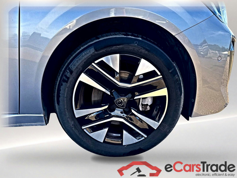 Peugeot 208 Allure 1.2 100 #6