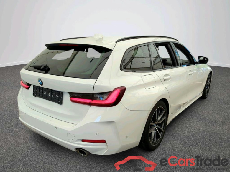 Baureihe 3 Touring 320 i 2.0 135KW AT8 6E #2