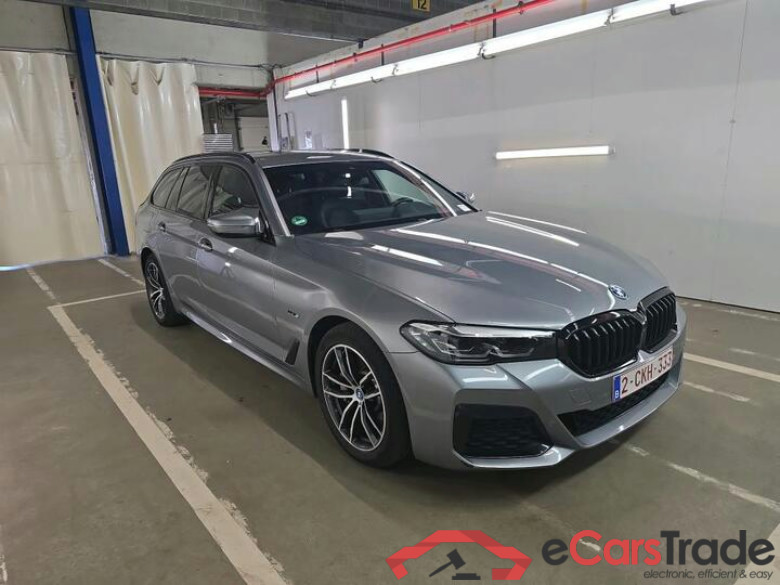 BMW 5 Reeks Touring 5 Reeks Touring 530e xDrive Auto (PHEV) 200kW/272pk  5D/P Auto-8 #2