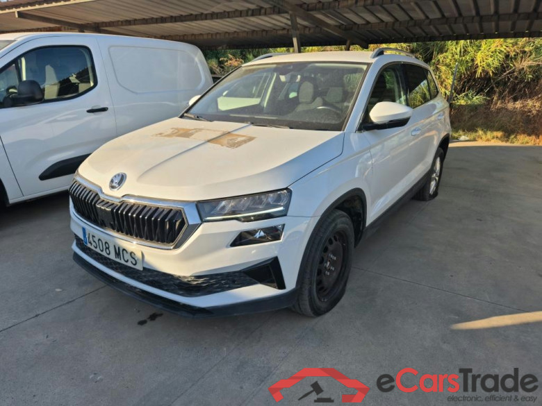 SKODA Karoq / 2021 / 5P / todoterreno 2.0 TDI 85kW (115CV) Ambition (AC) #1