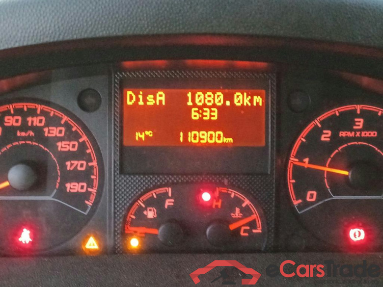 PEUGEOT Boxer / 2014 / 4P / furgón 330 L1 H1 BHDI 103kW (140CV) S&S 6 V M (CX) #5