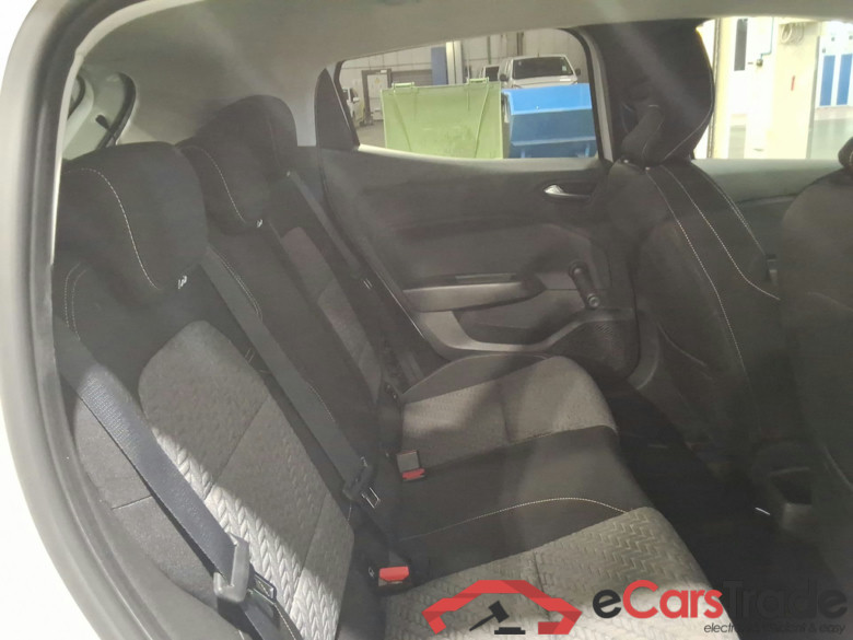 RENAULT CLIO 1.6 E-TECH HYBRID LIMITED #3 #5