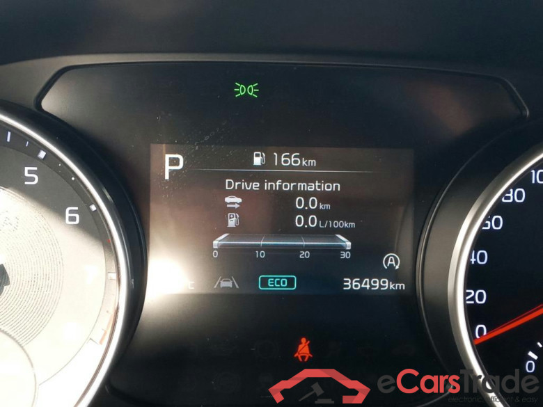 KIA XCeed / 2019 / 5P / todoterreno 1.5 MHEV Tech 118kW (160CV) DCT #5