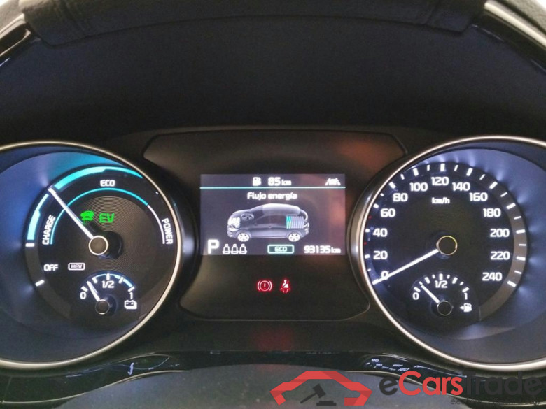KIA XCeed / 2019 / 5P / todoterreno 1.6 GDi PHEV 104kW (141CV) eDrive (AC) #4