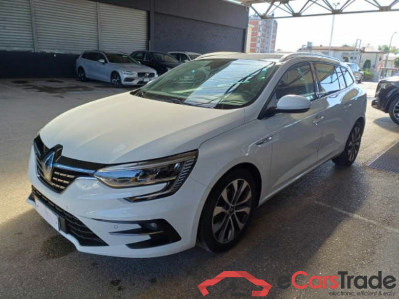 RENAULT MÉGANE SPORTER / 2020 / 5P / STATION WAGON 1.5 DCI 85KW BLUE TECHNO #1