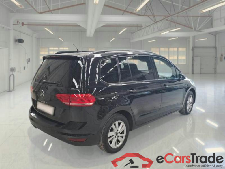 VOLKSWAGEN TOURAN / 2015 / 5P / MONOVOLUME 2.0 TDI SCR BUSINESS DSG #2