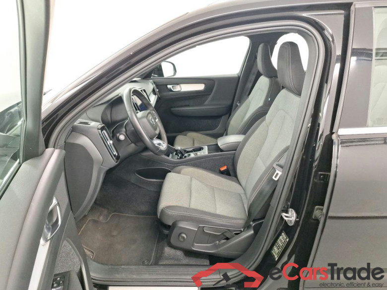 VOLVO XC40 1.5 T4 PHEV CORE DCT #5