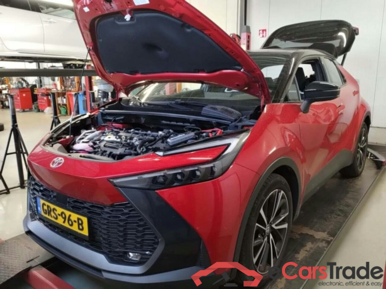 TOYOTA C-HR 2.0 Plug-in Hybrid 220 Executive #1