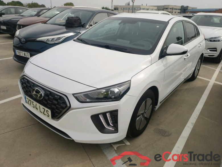 HYUNDAI IONIQ / 2019 / 5P / berlina con portón 1.6 GDI HEV Klass DCT