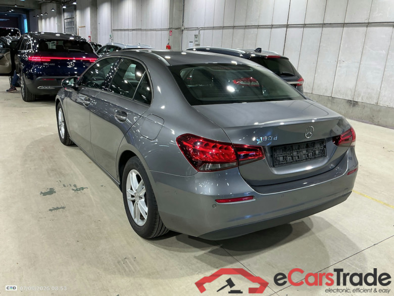 MERCEDES-BENZ A-Klasse 1.5 A 180 D BUSINESS SOLUTION #3