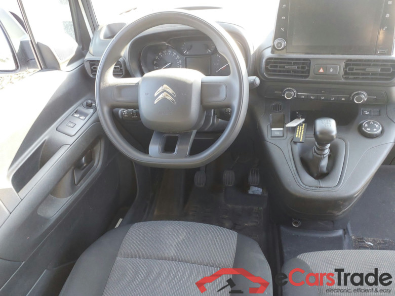 CITROËN Berlingo  CITROËN Berlingo  VAN M 950 HDI 100 BVM6 + PACK CHANTIER + CABINE EXTENSO +ECRAN 8 POUCES + CAMERA RECUL #4