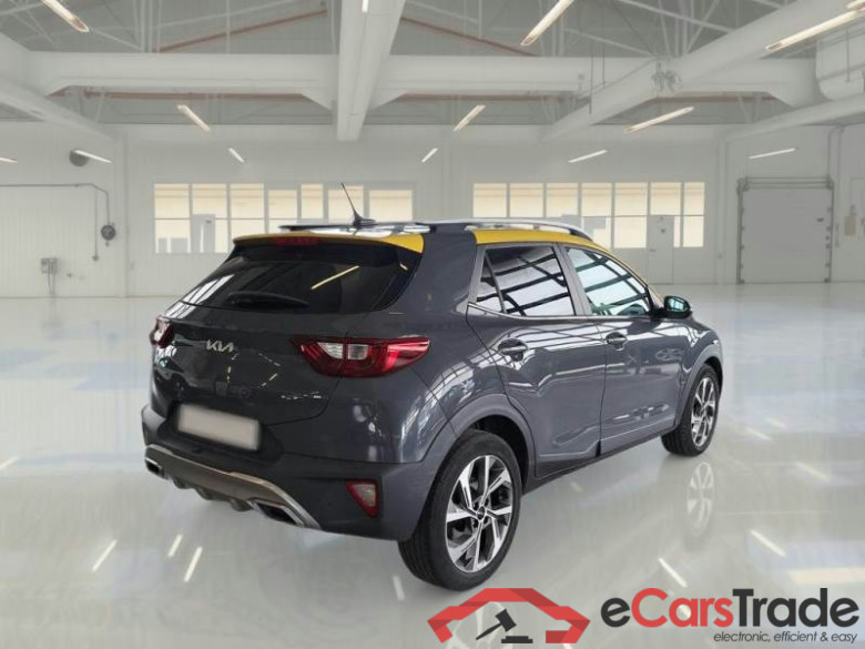 KIA STONIC / 2017 / 5P / SUV 1.0 T-GDI 74KW MHEV GT LINE #2