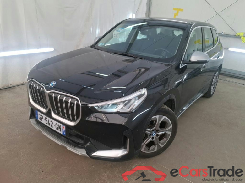Série iX1 30 xDrive xLine 64kWh BVA