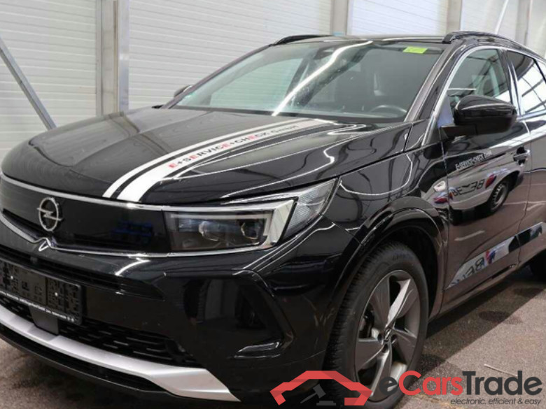 Grandland Elegance 1.5 96KW AT8 6E #1
