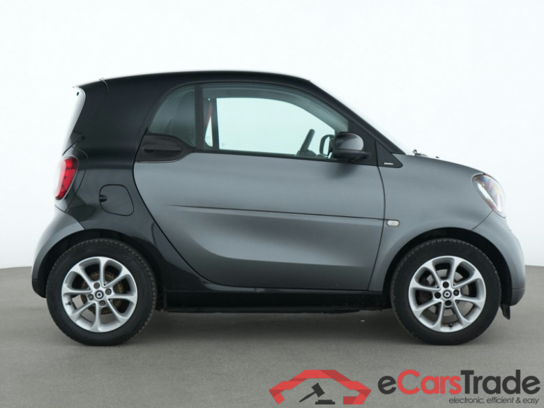 Smart fortwo (Inzahlungnahme MwSt. nicht ausweisbar) 0.9 Turbo EU6, passion #4