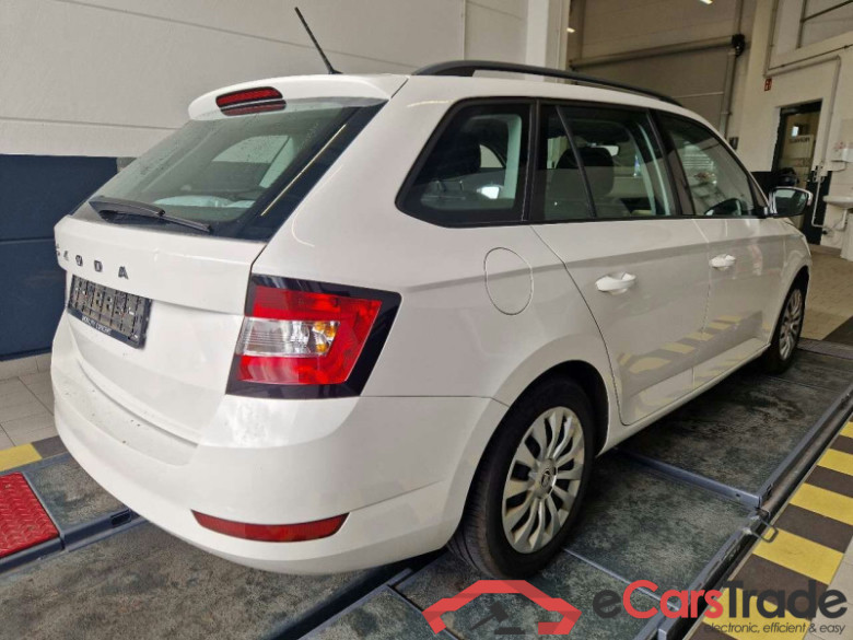 Skoda Fabia Combi (NJ5)(08.2014->) DE - Kb5 1.0 TSI EU6d, Ambition OPF, (Facelift) 2020 - 2022 #3