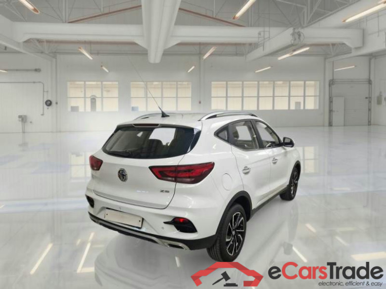 MG ZS / 2021 / 5P / SUV 1.5 VTI-TECH LUXURY #2