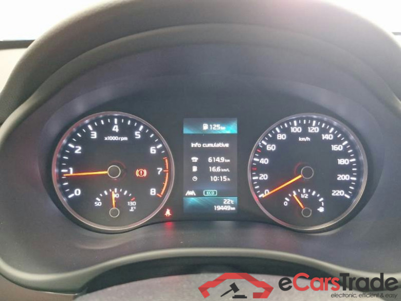 KIA STONIC / 2017 / 5P / SUV 1.0 T-GDI 74KW MHEV STYLE #4