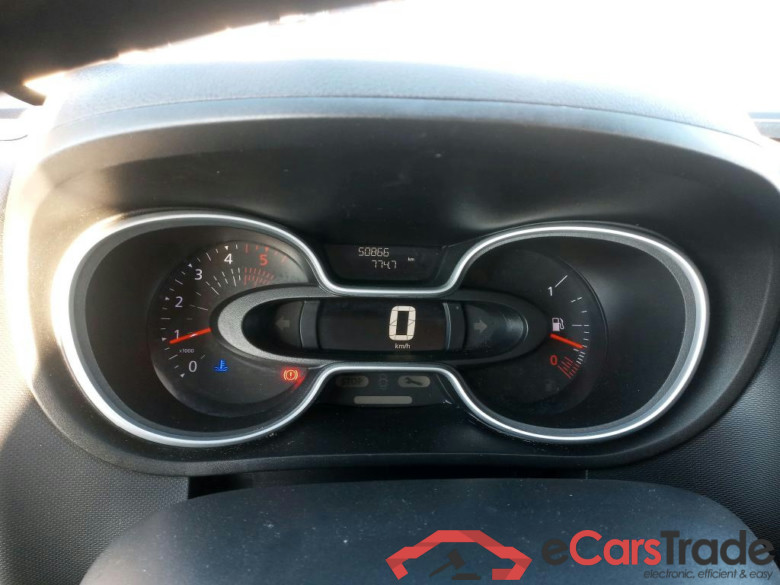 RENAULT Trafic / 2019 / 4P / furgón Doble Cabina 27 L1 Energy BluedCi 88 kW #4