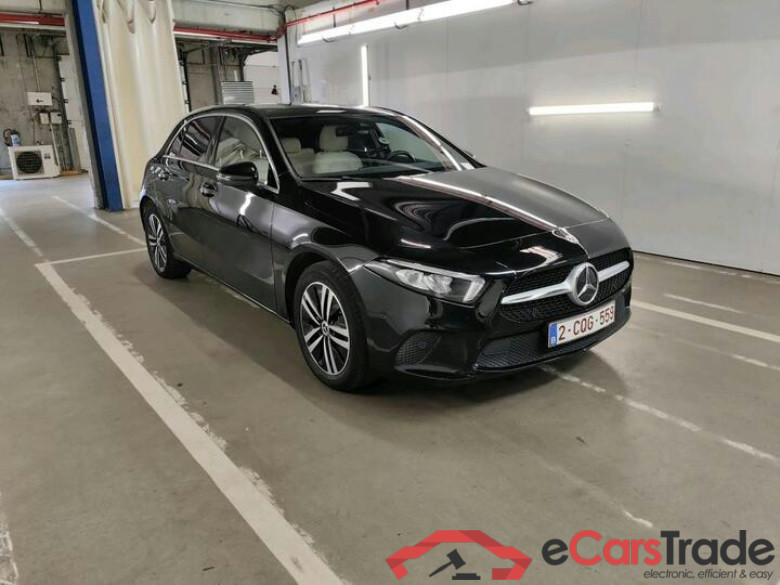Mercedes A-Klasse A-Klasse A 250 e Luxury Line (PHEV) 160kW/218pk  5D/P Auto-7 #2