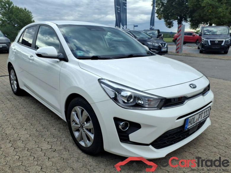 KIA Rio  #1