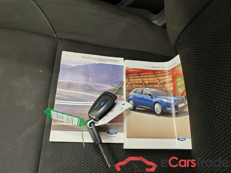 Ford Focus 1.0 EcoBoost Trend 100 pk Wagon 5d #4