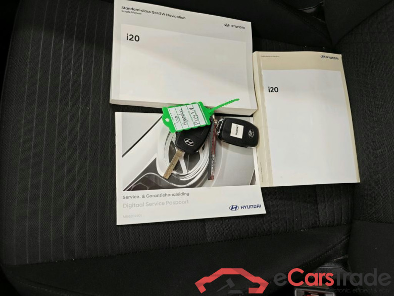Hyundai i20 1.2 MPI 84 Comfort Smart 5d #4